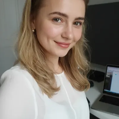 Надя, 30
