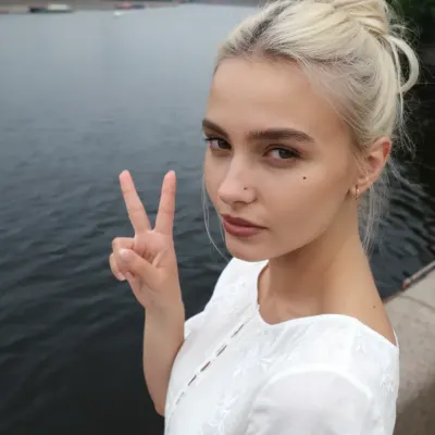 Вероника, 23