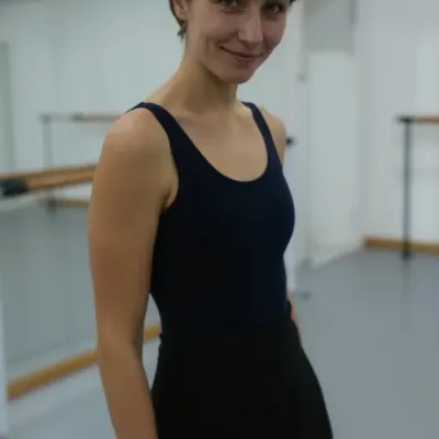 Софико, 29