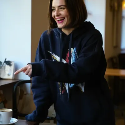 Полина, 27