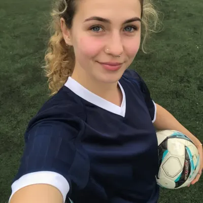 Анна, 27
