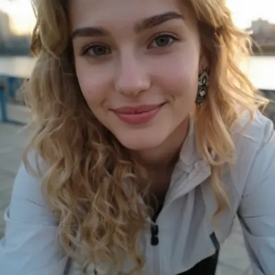 Стефания, 22