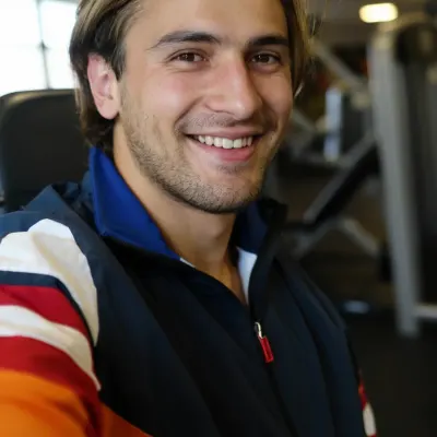Богдан, 30