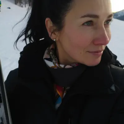 Снежана, 38