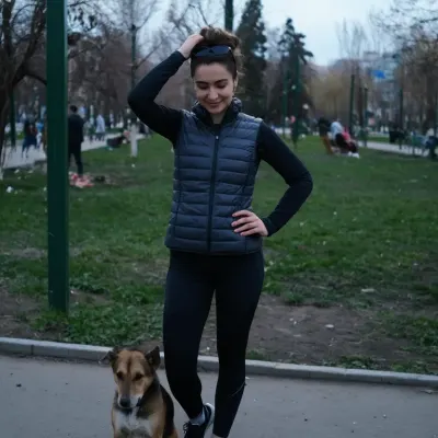 tiny_lady