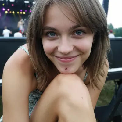kate.moon, 26