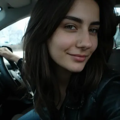 Малика, 26