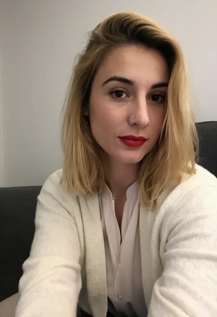 Ева