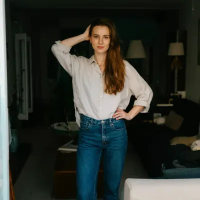 Elegant, 32