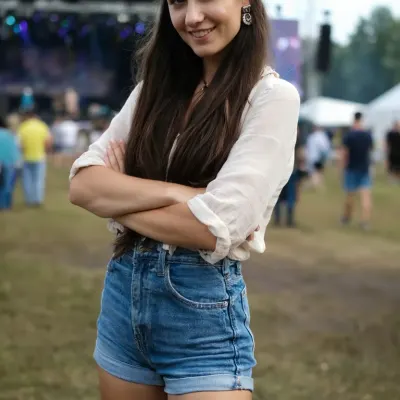 Настя, 21