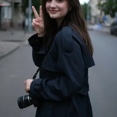 Рената, 23