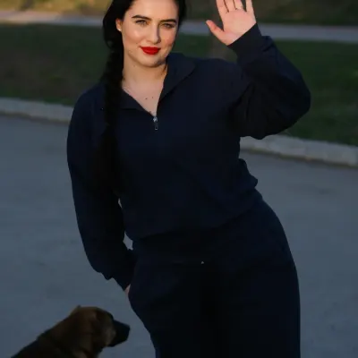 Ева, 25