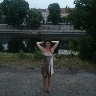 Света