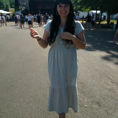 Скромная Дина, 35