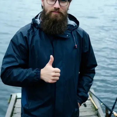 Макс, 27