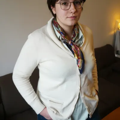 Соня, 23
