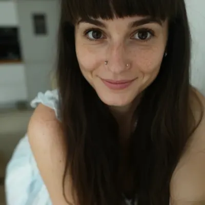 Настя, 33