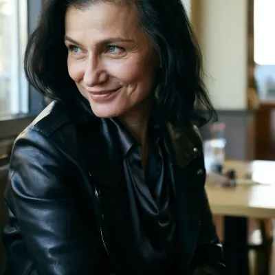 Катя, 44