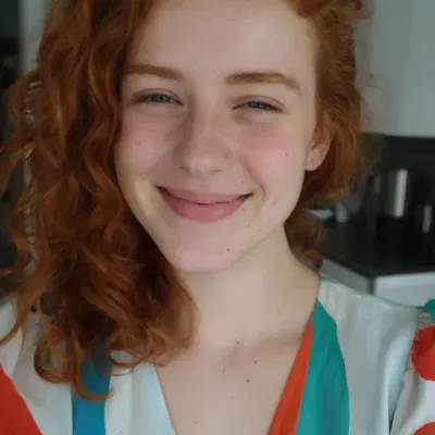 Саша, 24
