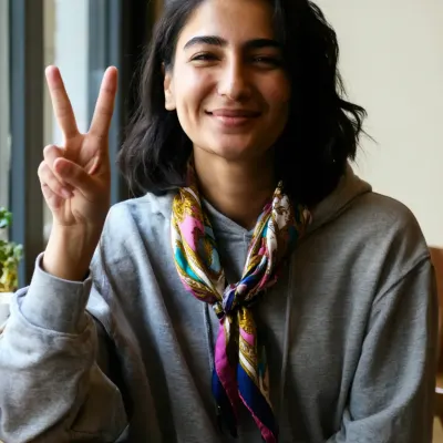 Амина, 33