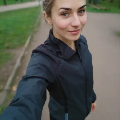 Анаит, 32