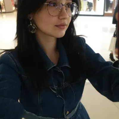 Лана, 21